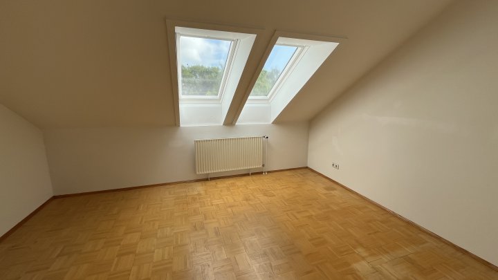 Den Volkspark vor der Tür - Familientraum mit Südterrasse Vollkeller, Garage und Stellplatz