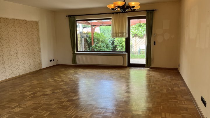 Vielleicht bald Ihr Zuhause - klassisches Reihenhaus zum richtig wohlfühlen