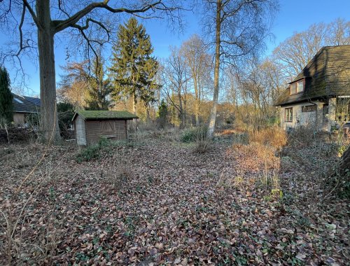 Unbebaut und startbereit