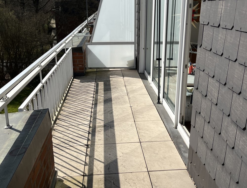 Großer Südbalkon